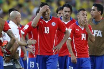 La tristeza del plantel de Chile tras quedar fuera del Mundial.