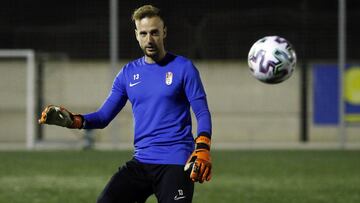 Aar&oacute;n Escandell durante un entrenamiento.