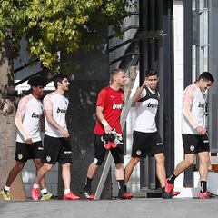 Gayà y Paulista vuelven y Celades les prueba en el once