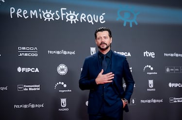 El actor Álvaro Morte posa en la alfombra roja de la 31 edición de los Premios José María Forqué.