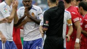 El Zaragoza alegará por las dos rojas a Romaric y Álvaro