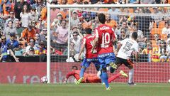 Valencia de Fabián Orellana logra mezquino empate en casa