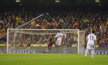 Cristiano: cinco años de su gol al Barcelona en la final de Copa