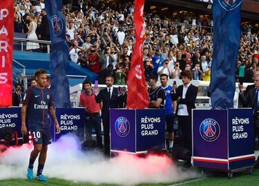 Neymar in line for PSG debut at Guingamp after Barça receive €222m