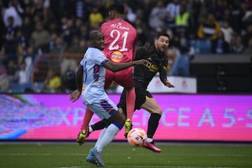 El delantero argentino batió al portero del Riyadh Season e inauguró el marcador del King Fahd Stadium.