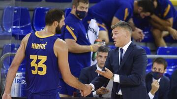 El t&eacute;cnico Sarunas Jasikevicius y Nikola Mirotic,  l&iacute;der del Bar&ccedil;a, hablan de tener mentalidad de equipo.