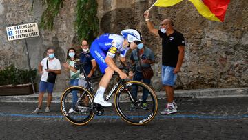 &Aacute;lvaro Hodeg durante la etapa 1 del Giro de Italia.