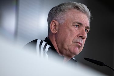 Ancelotti: ¡°Benzema tiene un a?o m¨¢s de contrato; no hay dudas¡±
