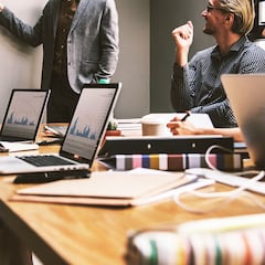 Los españoles que tendrán 42 días de vacaciones en 2026 si se aprueba la reducción de la jornada laboral