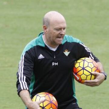 100 PARTIDOS. Mel dirigirá hoy su partido número cien como entrenador del Betis en Primera.