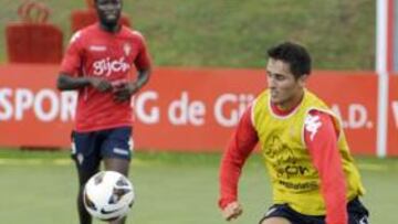<b>LISTO. </b>Vieira se entrena para cuando llegue su debut en El Molinón.