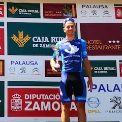 Álex Ruiz es el más rápido al esprint en la Vuelta a Zamora