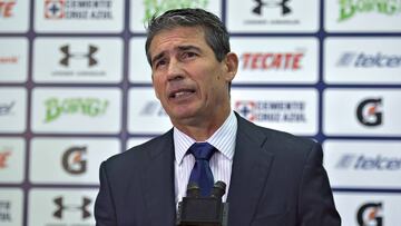 Pasaron ya 34 días y Cruz Azul aún no anuncia su técnico