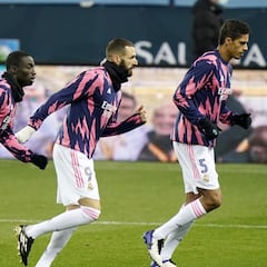 Real Madrid players continue to wait for new deals