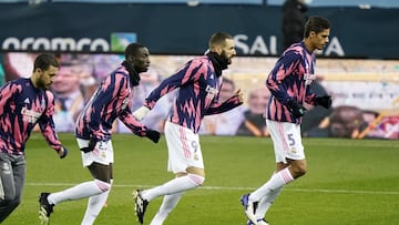 Varane y Benzema.