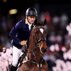 Un jinete australiano podría quedarse sin Juegos por montar a caballo en mankini