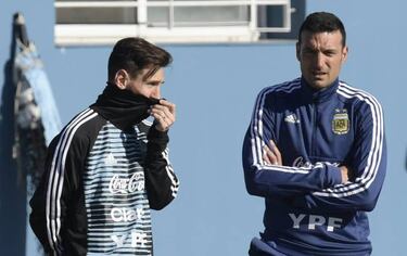 Scaloni insists Aguero relationship is 'perfect' after selection snub