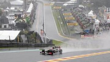 La lluvia podría devolver la leyenda a Eau Rouge