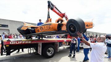 El coche de Alonso tras su accidente en la Indy 500.