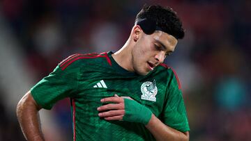 Raúl Jiménez, con apenas un gol en torneos FIFA