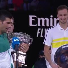 La respuesta de Djokovic a Medvedev tras ganar con la que puso al pabellón a sus pies