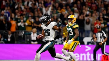 El running back Saquon Barkley fue la estrella del primer juego de la NFL celebrado en Sudamérica al anotar tres touchdowns y generar 132 yardas desde la línea de golpeo.