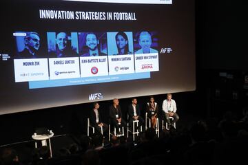 Mounir Zok (N3XT Sports), Daniele Gonteri (Genius Sports), Jean-Baptiste Alliot (UEFA), Minerva Santana (LaLiga) y Sander van Stiphout (Johan Cruyff Arena).

 