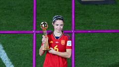 Spain's midfielder #06 Aitana Bonmati holds the trophy on the podium for the FIFA Golden Ball Award during the Australia and New Zealand 2023 Women's World Cup final football match between Spain and England at Stadium Australia in Sydney on August 20, 2023. (Photo by Saeed KHAN / AFP)