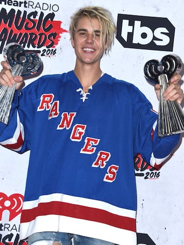¡Justin Bieber se pone rastas y deja loco a Internet ! ¯\_(ツ)_/¯