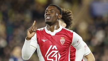 Balogun supera récord de Chicharito en Champions