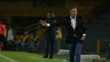 Miguel Ángel Russo durante un partido con Millonarios en El Campín por la Liga Águila II-2018