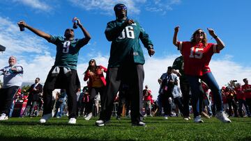 When fans at the Super Bowl were asked if they had something to say to the fans on the opponent’s side, the responses were quite different for each team.