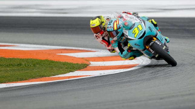 Adrián Fernández se lleva la última pole de la temporada