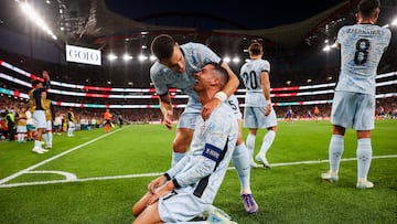 Lisbon (Portugal), 05/09/2024.- Cristiano Ronaldo of Portugal celebrates scoring the 2-0 goal, and his 900th career goal, during the UEFA Nations League group A soccer match between Portugal and Croatia, in Lisbon, Portugal, 05 September 2024. (Croacia, Lisboa) EFE/EPA/JOSE SENA GOULAO