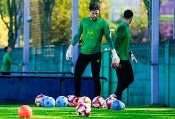 Parera espera su primera oportunidad de la temporada contra el Zamora en Copa del Rey.