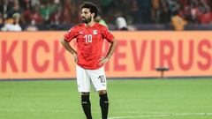 FILED - 06 July 2019, Egypt, Cairo: Egypt&#039;s Mohamed Salah appears dejected after the final whistle of the 2019 Africa Cup of Nations round of 16 soccer between Egypt and South Africa at Cairo International Stadium. Liverpool and Egypt star Mohamed Sa