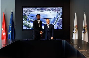 Florentino P¨¦rez y Aur¨¦lien Tchouam¨¦ni.