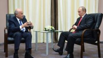 Blatter a los críticos de Rusia 2018: "Quedaos en casa"