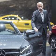 Mercedes critica a Ecclestone por sus ataques a la Fórmula 1