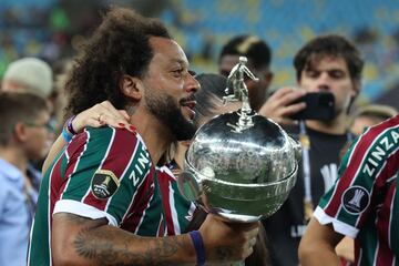 En su ltima etapa como futbolista profesional en el Fluminense conquist la Copa Libertadores 2023 (en la foto) y la Recopa Sudamericana 2024. En el conjunto brasile?o jug 39 partidos en su primera etapa y 85 duelos en la segunda. En total con el  Fluminense F. C. anot 14 goles
