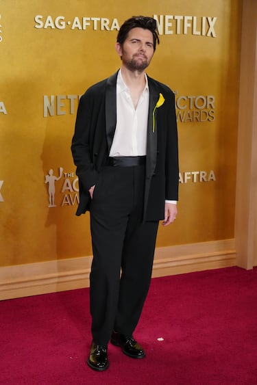 Adam Scott posa en la alfombra roja de los 'The Actor Awards' celebrados en el Shrine Auditorium and Expo Hall de Los Ángeles. 







 
 





 
 