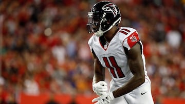 Julio Jones no se presenta con los Falcons en el minicampo