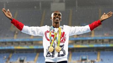 Mo Farah, con sus oros ol&iacute;mpicos de 5.000 y 10.000 en R&iacute;o 2016.