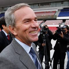 Ruiz-Tagle y Vial se unen para sacar a Mosa de la cabeza de ByN