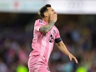 Llegó el gol 900 en la carrera de Messi. El astro argentino hace historia y ahora busca orquestar a Inter Miami en Concacaf Champions Cup.
Mandatory Credit: Nathan Ray Seebeck-Imagn Images