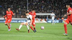 Gimnasia rescata el empate en el final ante Independiente