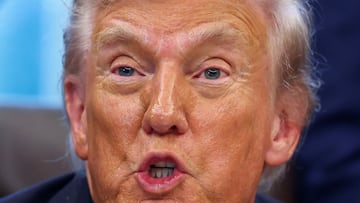 Coca-Cola has introduced a version of its soft drink with cane sugar in the US. The change comes at the request of President Donald Trump.