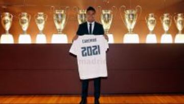 Casemiro, hasta 2021.