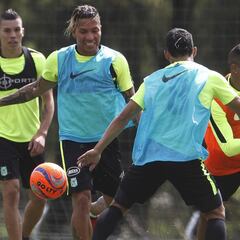 Nacional-Envigado: victoria, empate y doblete de Dayro