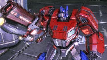 Platinum Games trabaja en un Transformers, según Best Buy